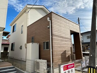 日本平戸建貸家Ⅱの物件外観写真